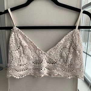 🔥3/$10 // Full Tilt // Crochet Festival Style Top